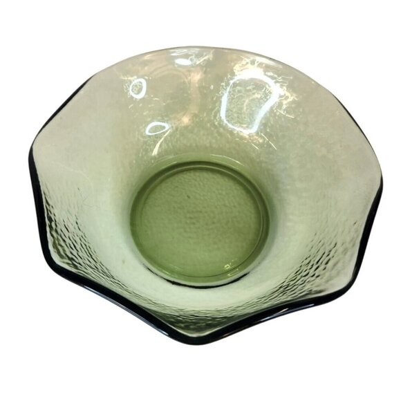 Avocado Green Glass Dip Serving Bowl, Condiment dish, - Picture 9 of 9